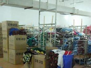 四川特價(jià)服裝批發(fā) 精品女裝跳樓貨一手貨源與成都市場(chǎng)機(jī)遇