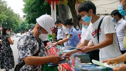 盈江縣舉行2022年全國“質(zhì)量月”啟動暨宣傳咨詢服務(wù)日活動 聚焦環(huán)保咨詢助力綠色發(fā)展